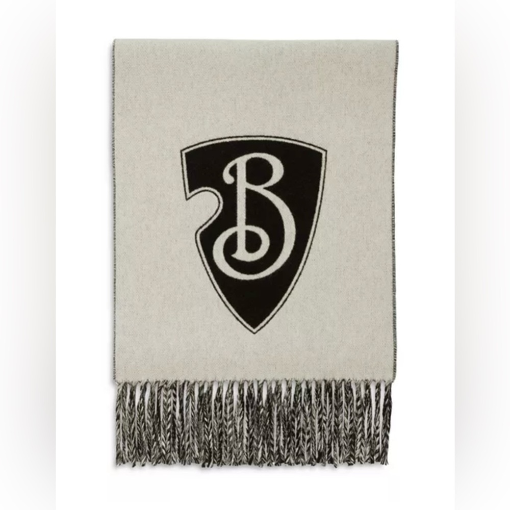 New with tag Burberry B Shield Unisex Reversible Black&Cream Wool Cashmere Scarf - Picture 2 of 15